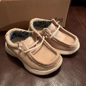 Crevo Toddler Khaki Boys Shoes Size 6